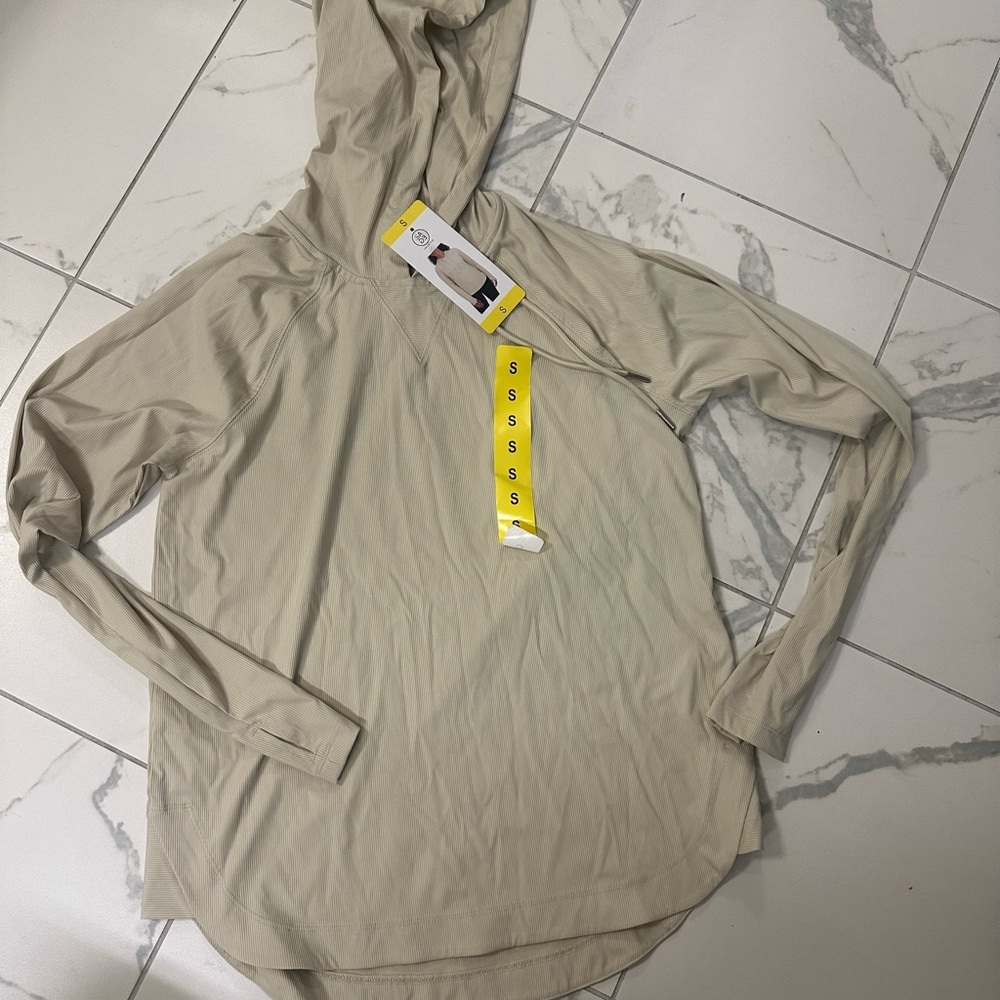 Sadie & Sage Lightweight Hooded Long Sleeve Tee in Beige